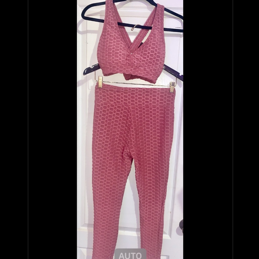 SHEIN Pink Textured Sports Bra and Leggings Set